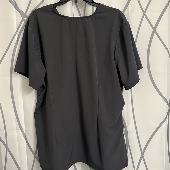 Smitten V-Neck Scrub Top (3X) Color: GRAPHITE (Like New-worn twice) - Picture 3 of 7